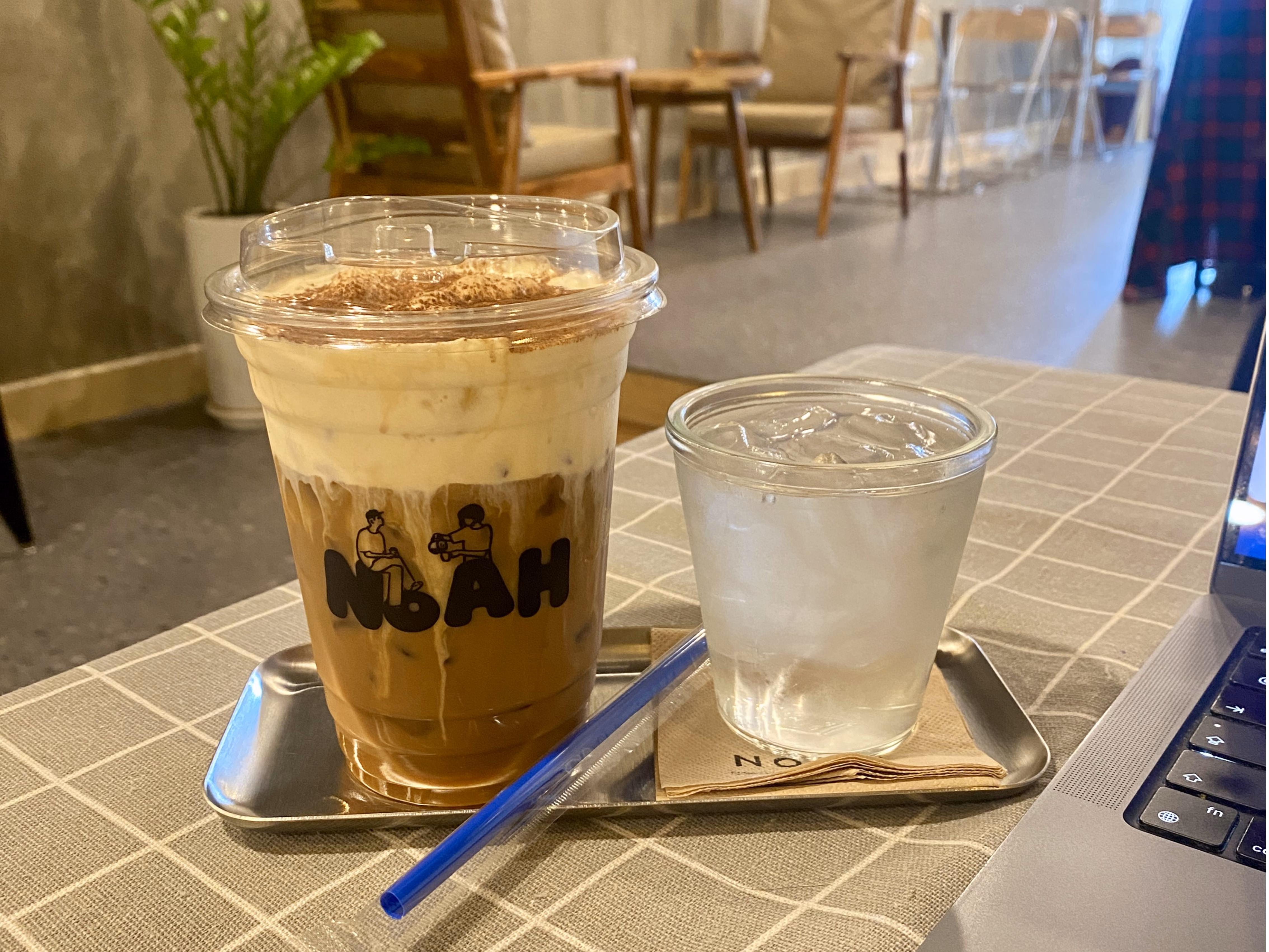 Café Noah BKK1 Phnom Penh – spacious air-conditioned café, perfect for remote work