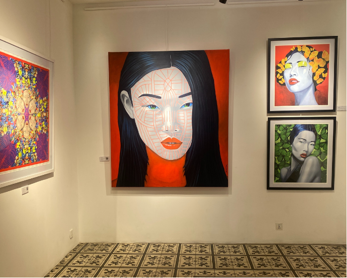 Paintings inside The gallerist